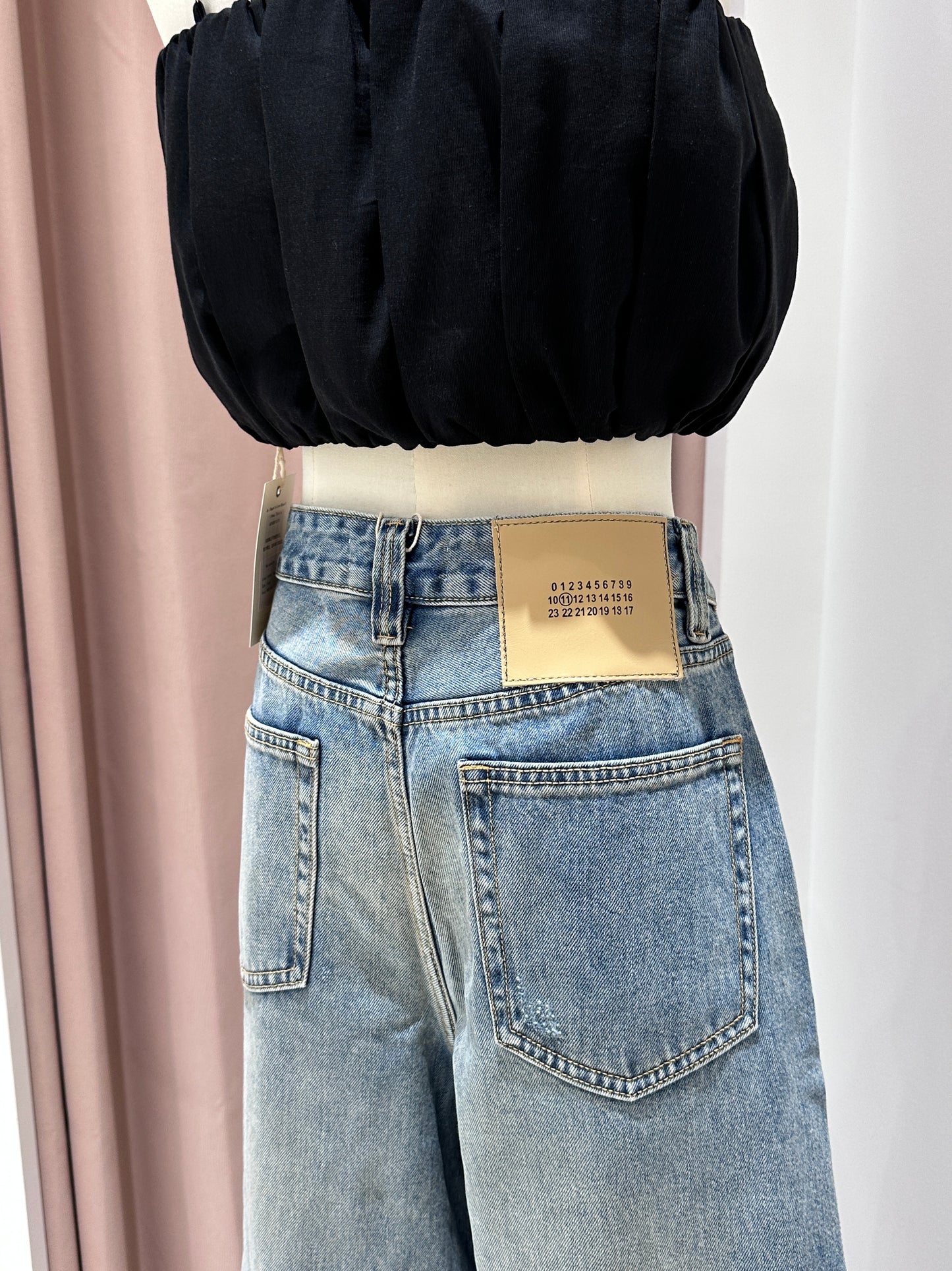 10069|重洗水破洞裤