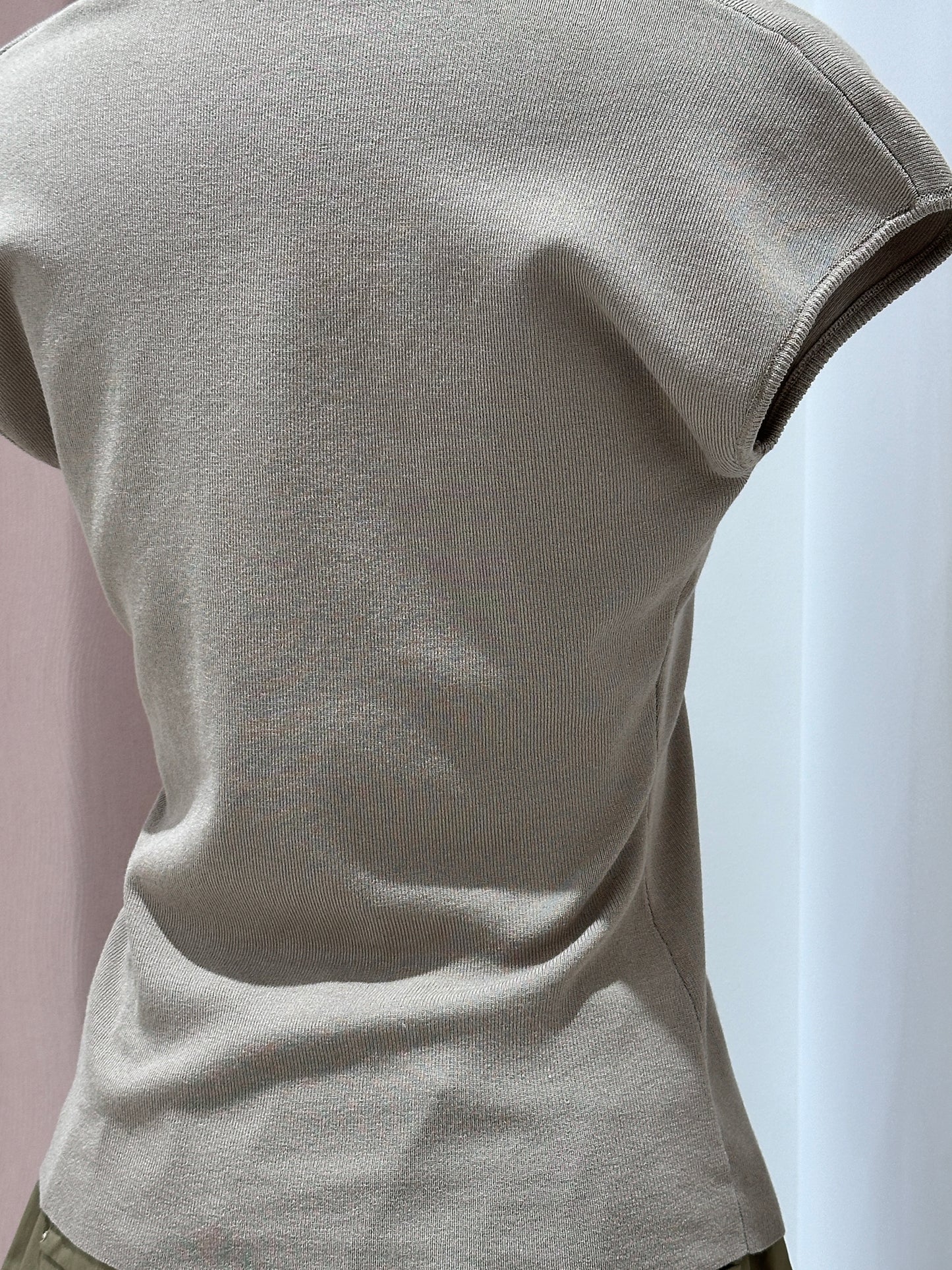 10614|U领无袖针织衫